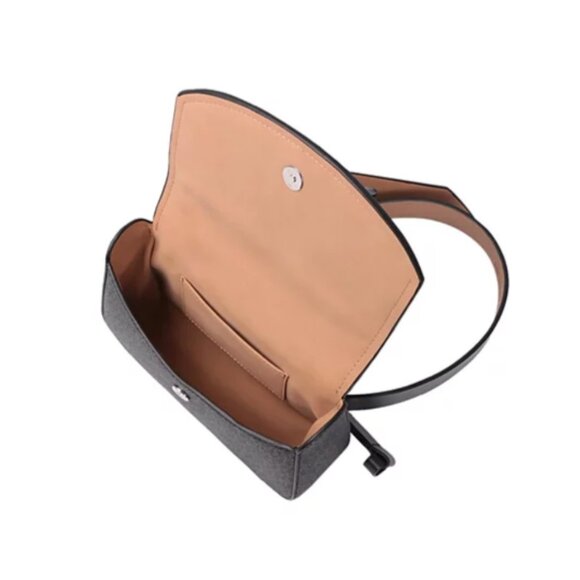 NEW Michael Kors Womans logo belt bag with strip Six Large/ XL and S/M Adj - Picture 3 of 5